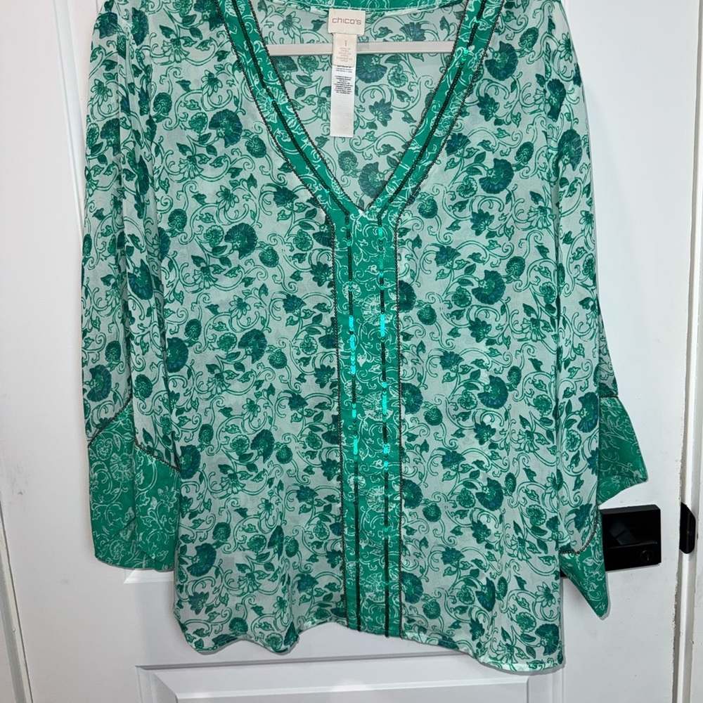 CHICO’S Size 1 Congo Floral Tunic Pullover Semi Sheer Top Green/ White Beaded - Picture 2 of 12